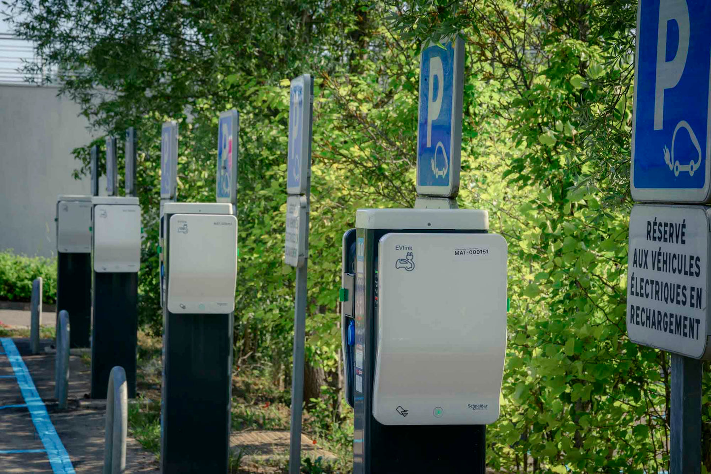 Business Charging by Mobilize Power Solutions