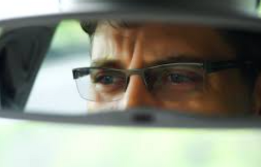 33,000 licences revoked over eyesight – a growing compliance risk for fleets
